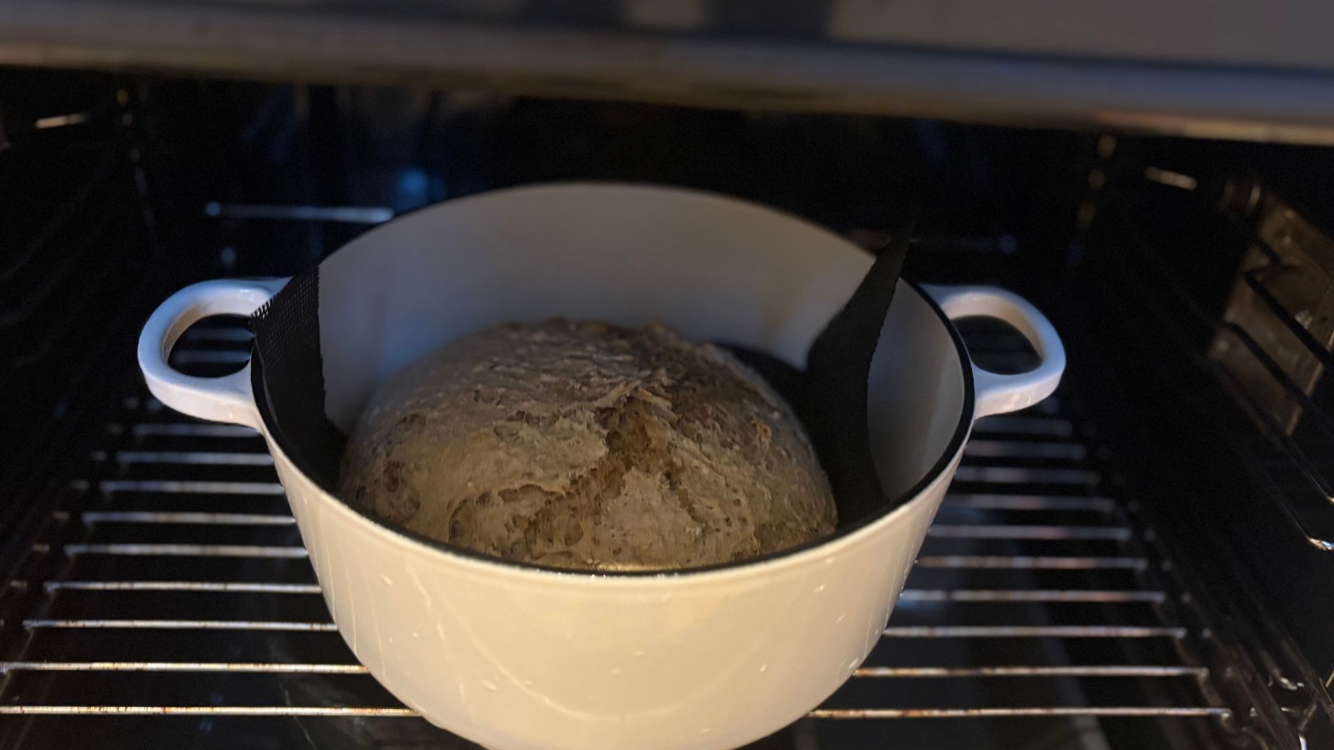 Testing the Habitat Cast Iron Casserole Dish