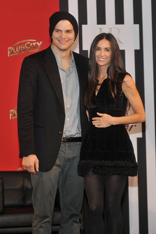 Demi Moore and Ashton Kutcher Garticle