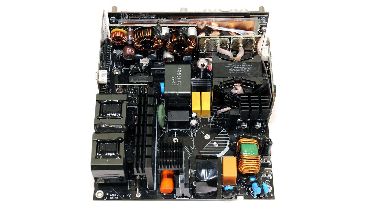 XPG Cybercore 1000