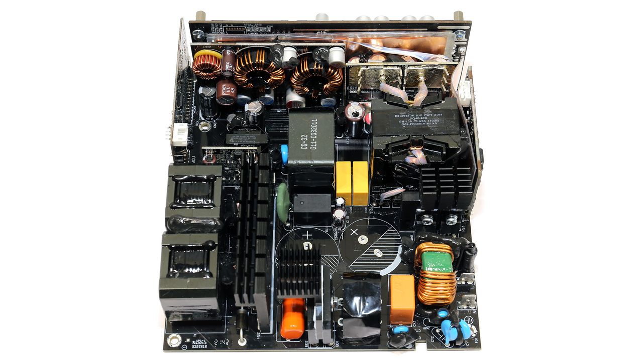 XPG Cybercore 1000