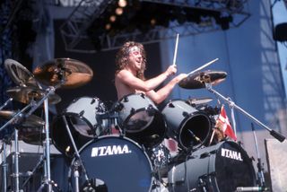 Lars Ulrich performs onstage with Metallica at the University of Illinois at Chicago (UIC) Pavillion in Chicago, Illinois on April 5, 1986