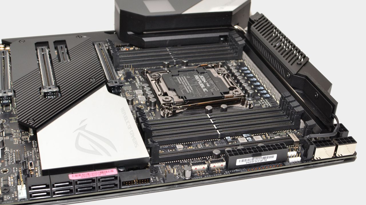 Core i9-10980XE CPU and motherboard