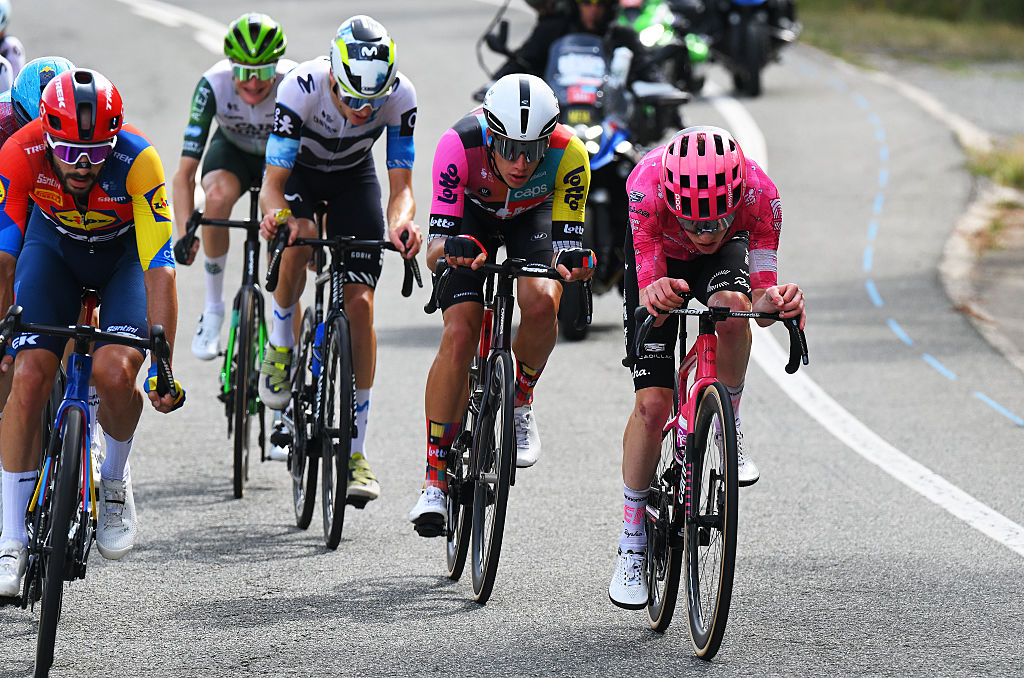 EL FERIAL LARRA BELAGUA, SPAIN - AUGUST 02: (L-R) Alec Segaert of Belgium and Team Lotto and Archie Ryan of Ireland and Team EF Education - EasyPost compete in the breakaway during the La Vuelta - 80th Tour of Spain 2025, Stage 10 a 175.3km stage from Parque de la Naturaleza Sendaviva to El Ferial Larra Belagua 1585m / #UCIWT / on September 02, 2025 in El Ferial Larra Belagua, Spain. (Photo by Tim de Waele/Getty Images)