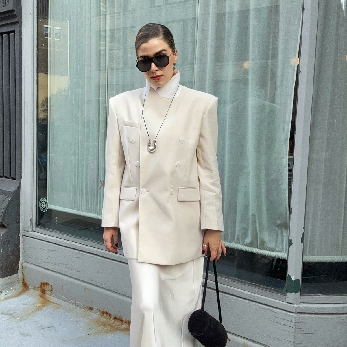 the upturned blazer trend on Christina Grasso