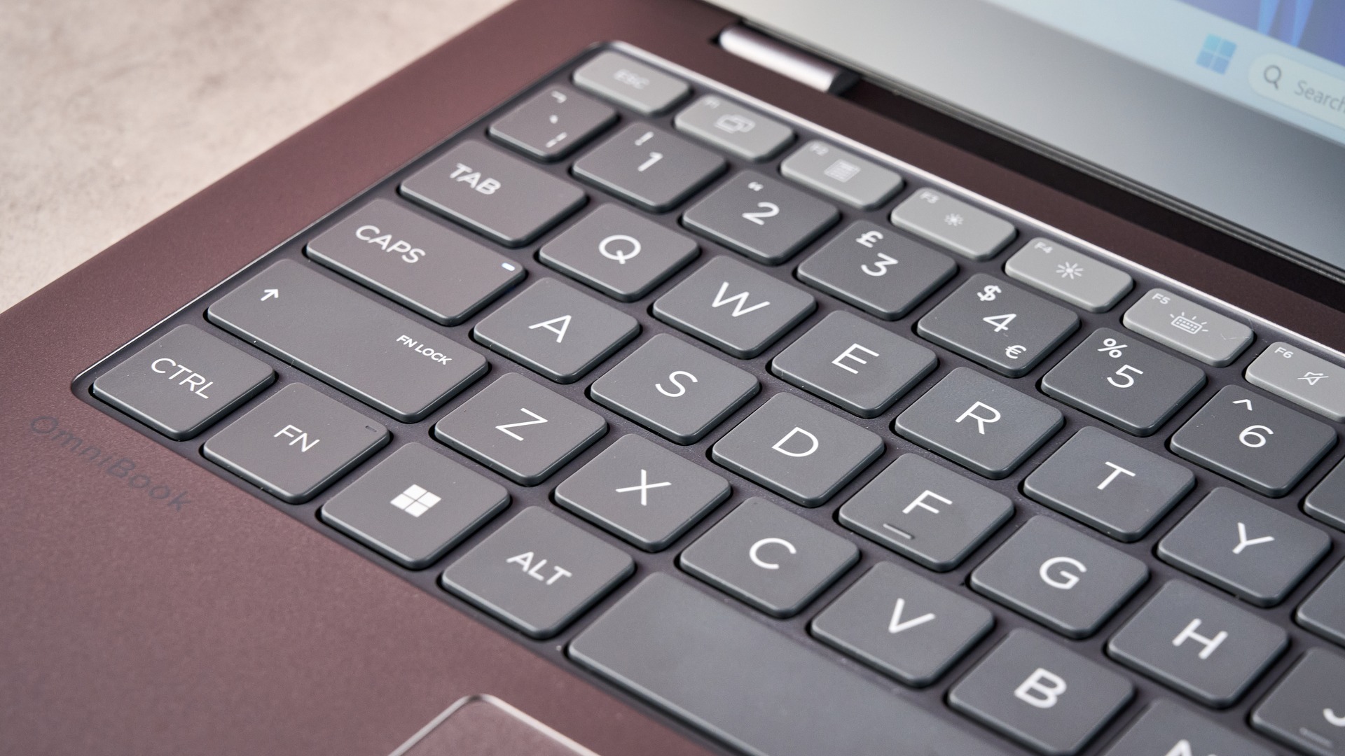 HP OmniBook X 14