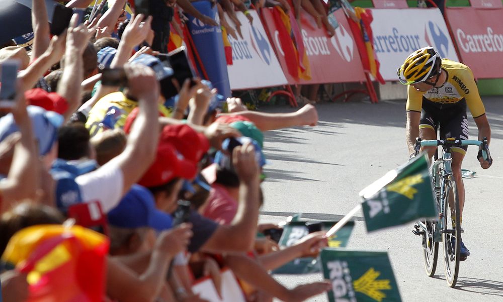 Bert-Jan Lindeman (LottoNL-Jumbo) approaches the finish of stage 7 at the Vuelta a Espana.