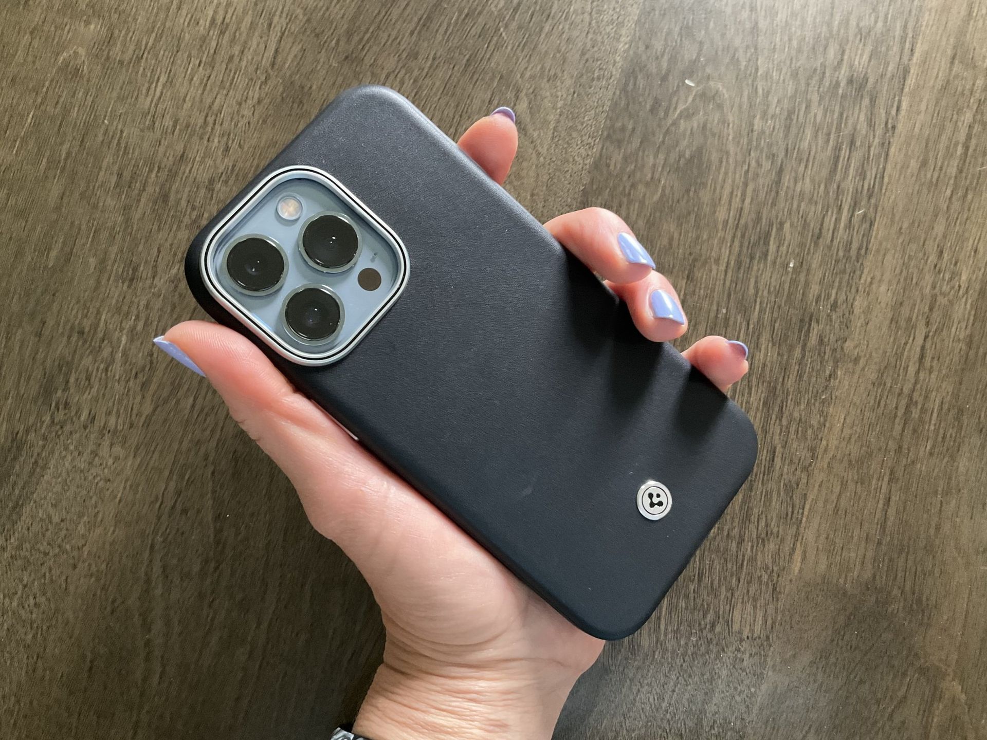 Spigen Enzo iPhone Case review Classy Italian leather case — but at a