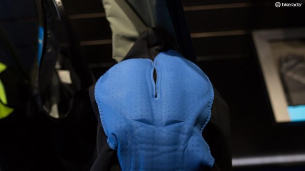 The back third of the chamois pad is split