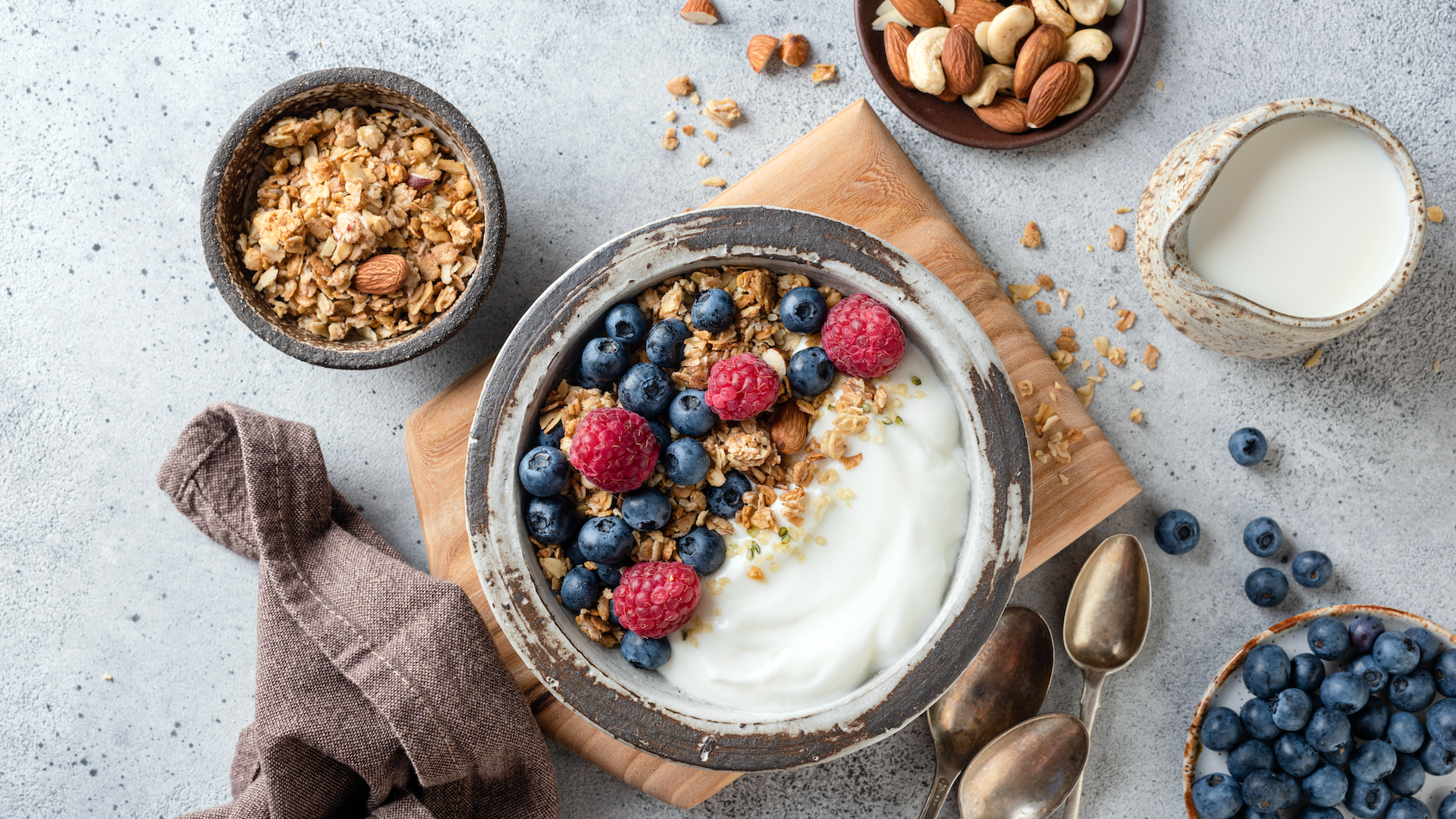 low-fat yoghurt