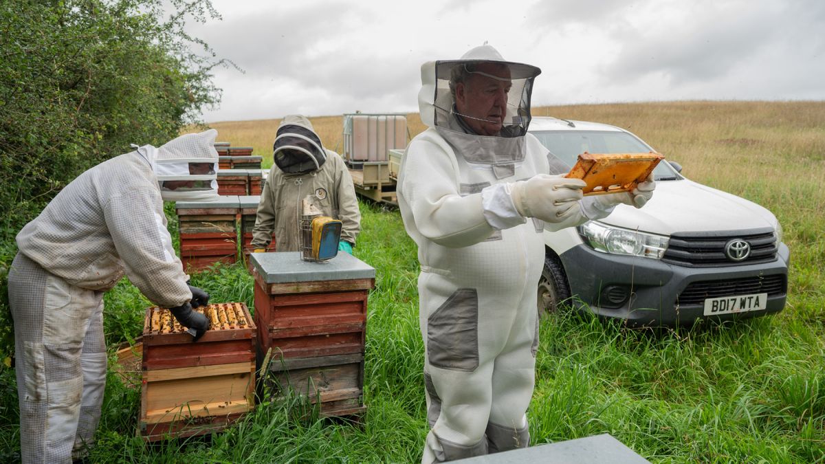 Jeremy Clarkson harvesting honey in Clarkson&#039;s Farm season 3