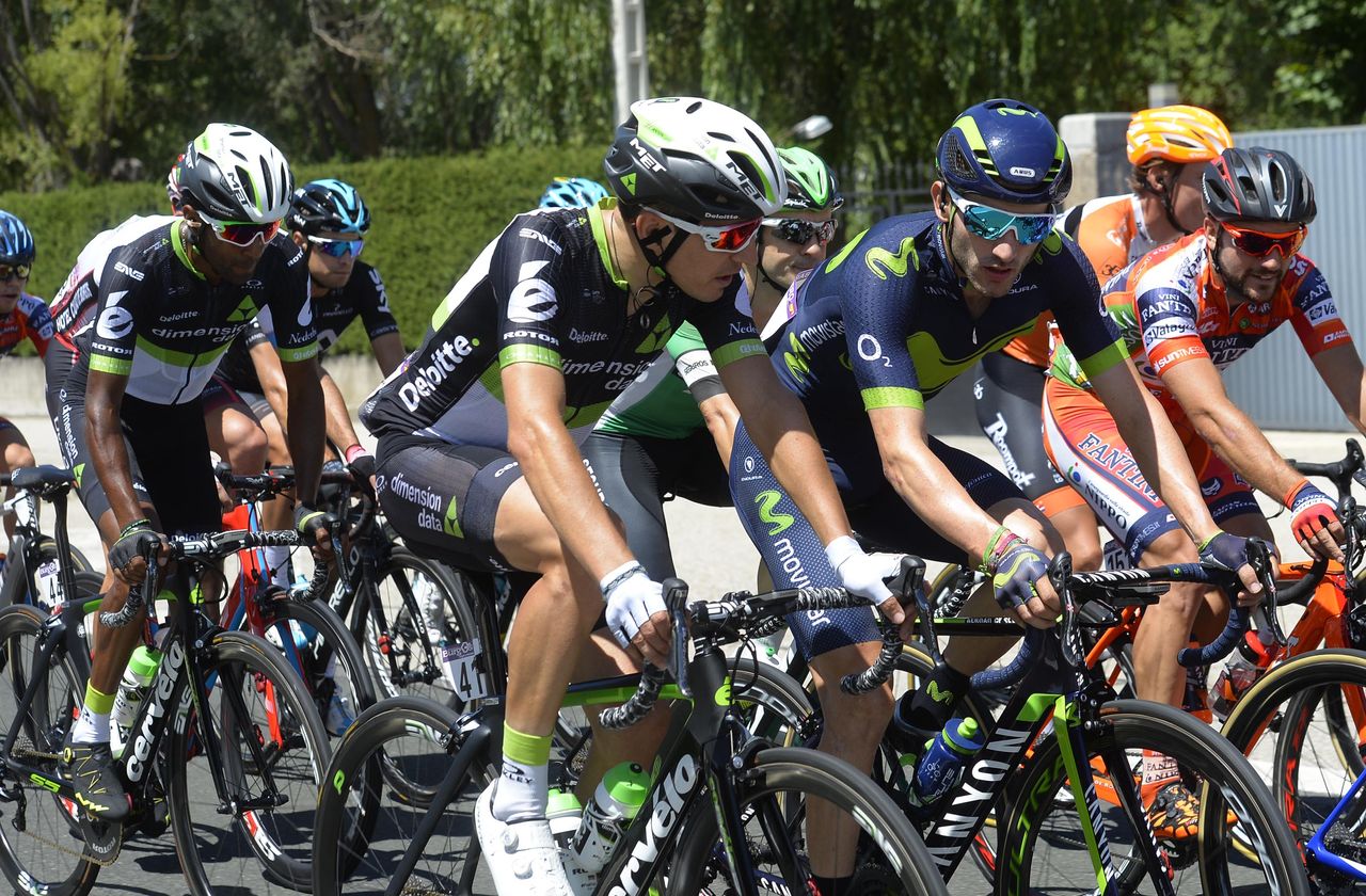 Igor Anton (Dimension Data) chatting in the bunch