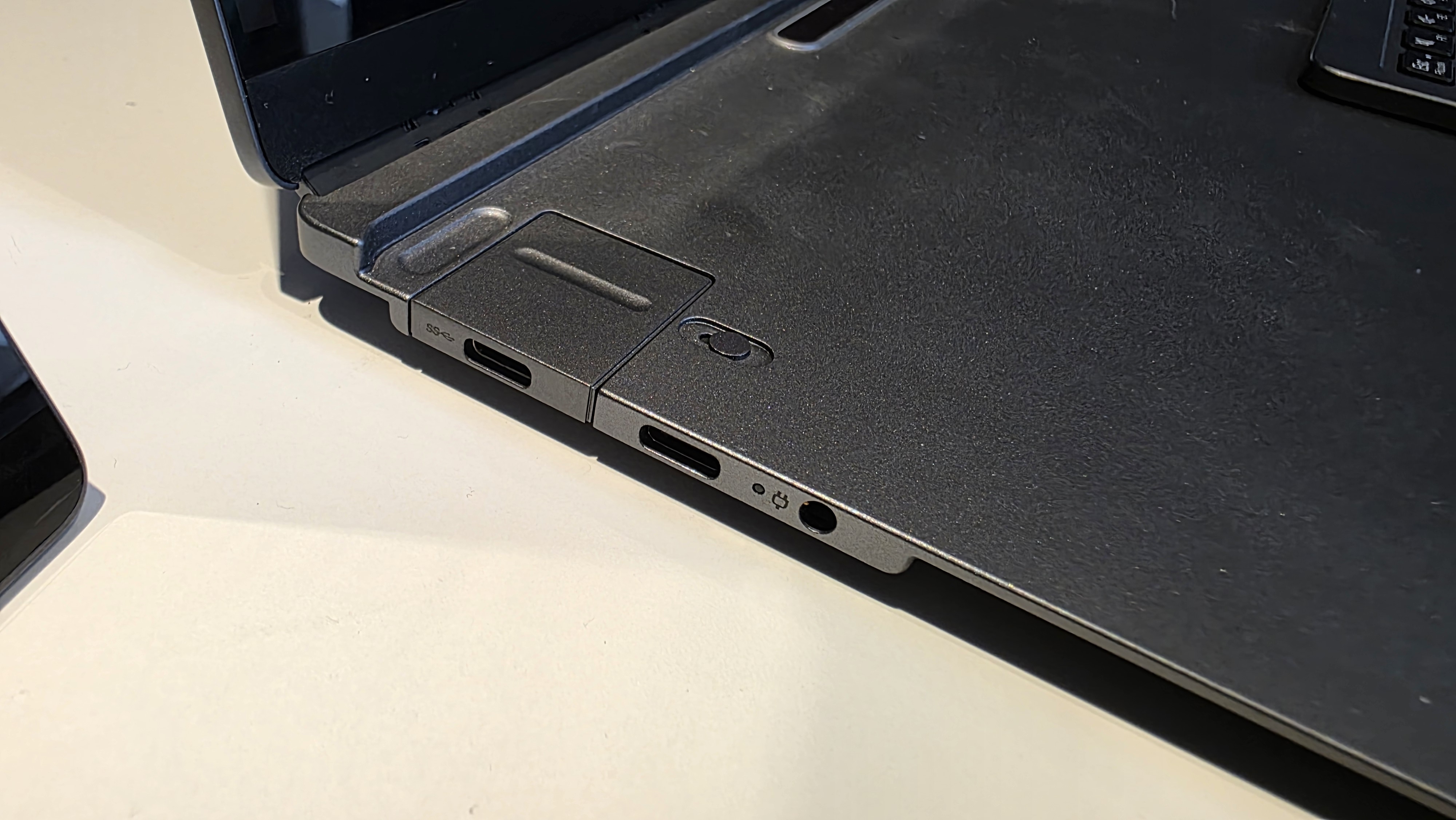 Lenovo ThinkBook Modular AI PC Concept