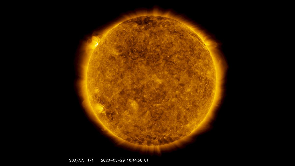 Sun unleashes biggest flare since 2017. Is our star waking up? - Livescience.com