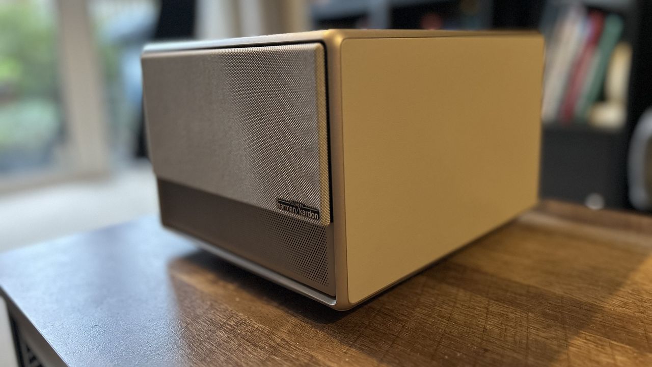 XGIMI Horizon Ultra switched off on a wooden table
