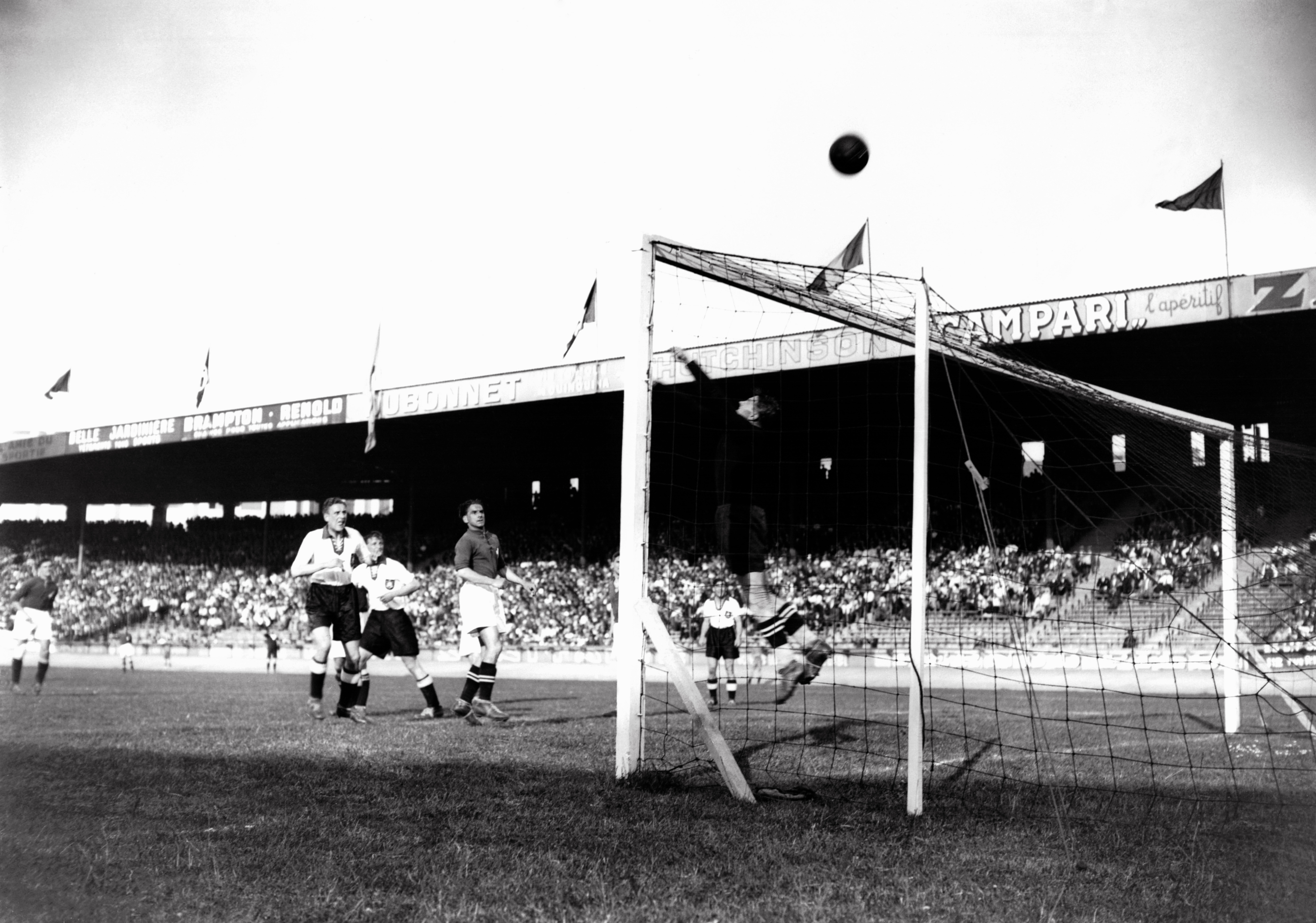 Germany in action against Switzerland at the 1938 World Cup.