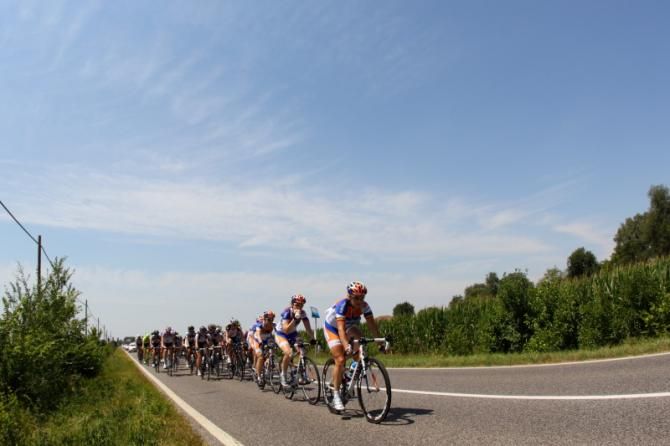 Blue sky, warm weather and Rabo Women at the front again