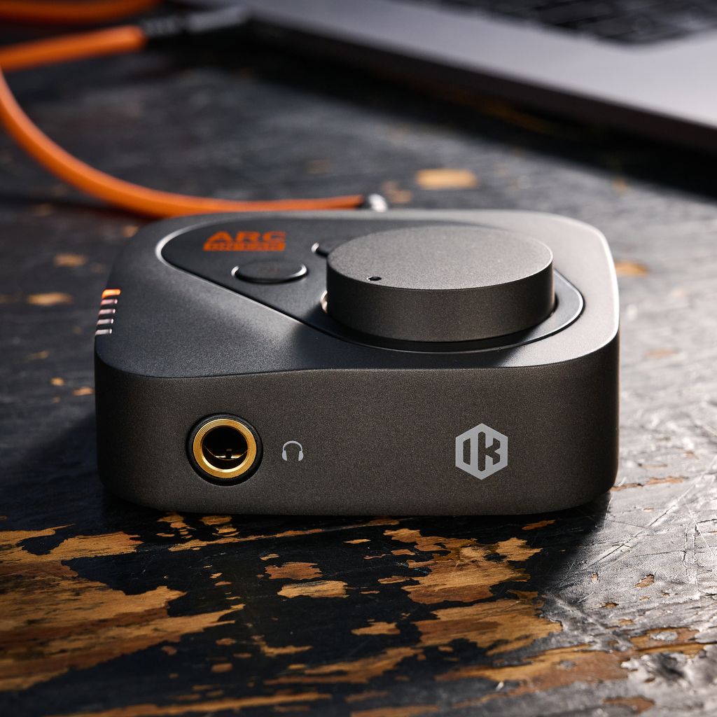 IK Multimedia ARC On-Ear