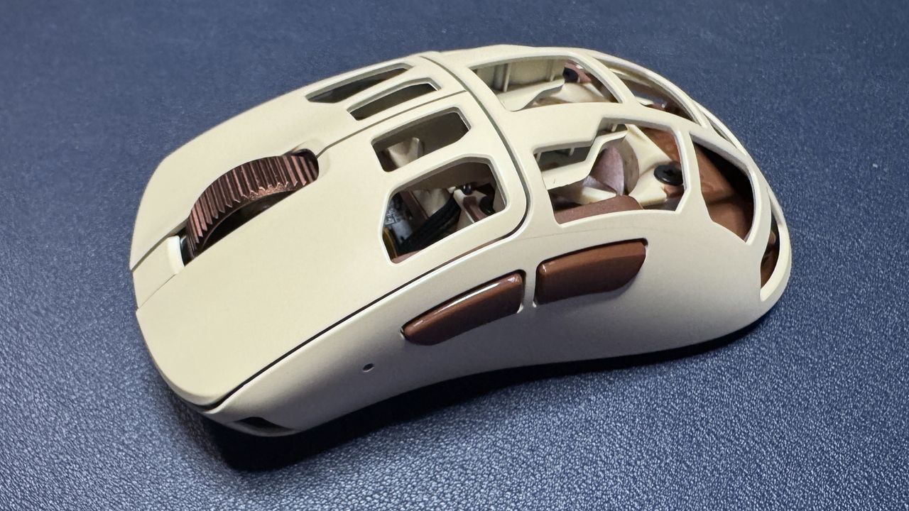 Pulsar Feinmann F01 Noctua Edition
