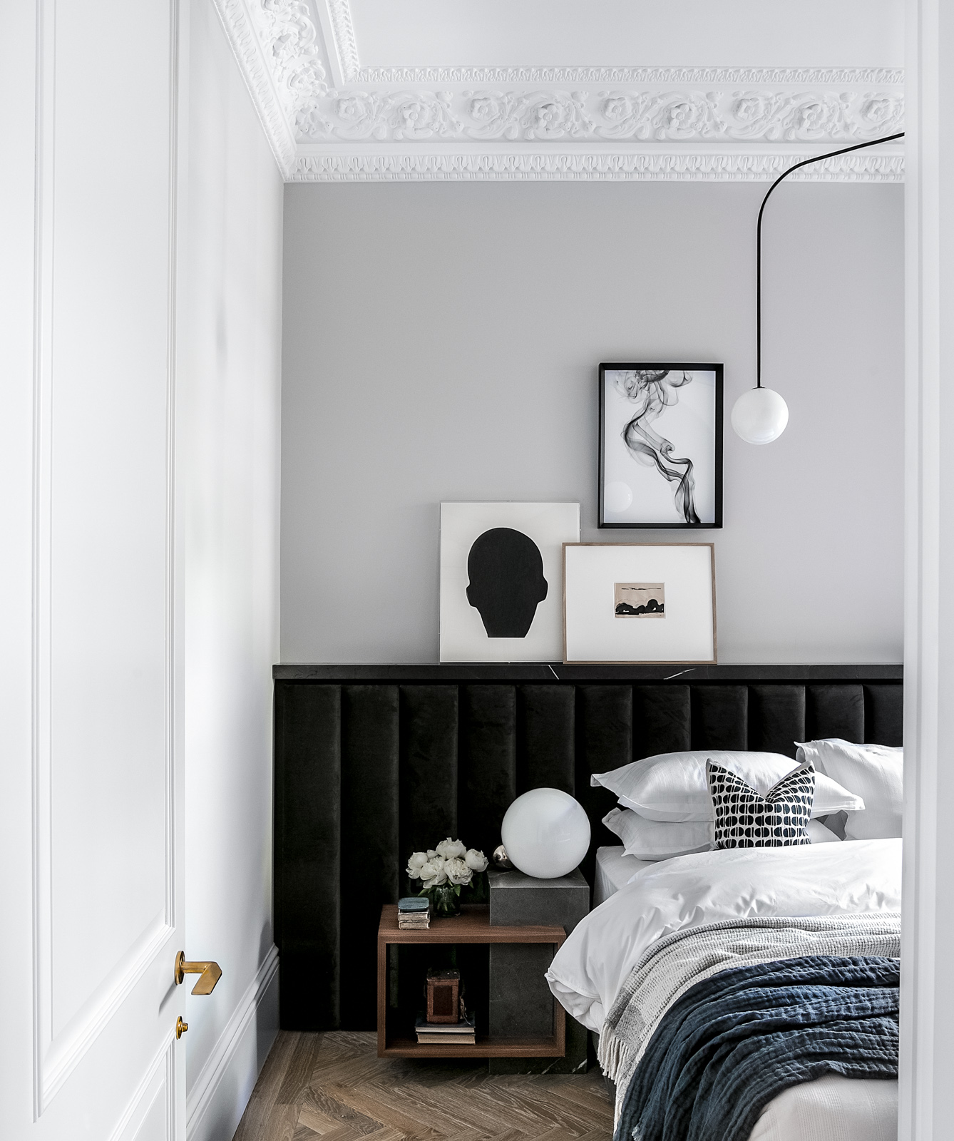 black bedroom ideas