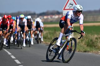 Cholet Agglo Tour: Lukáš Kubiš wins from the breakaway in rain-soaked round of the Coupe de France