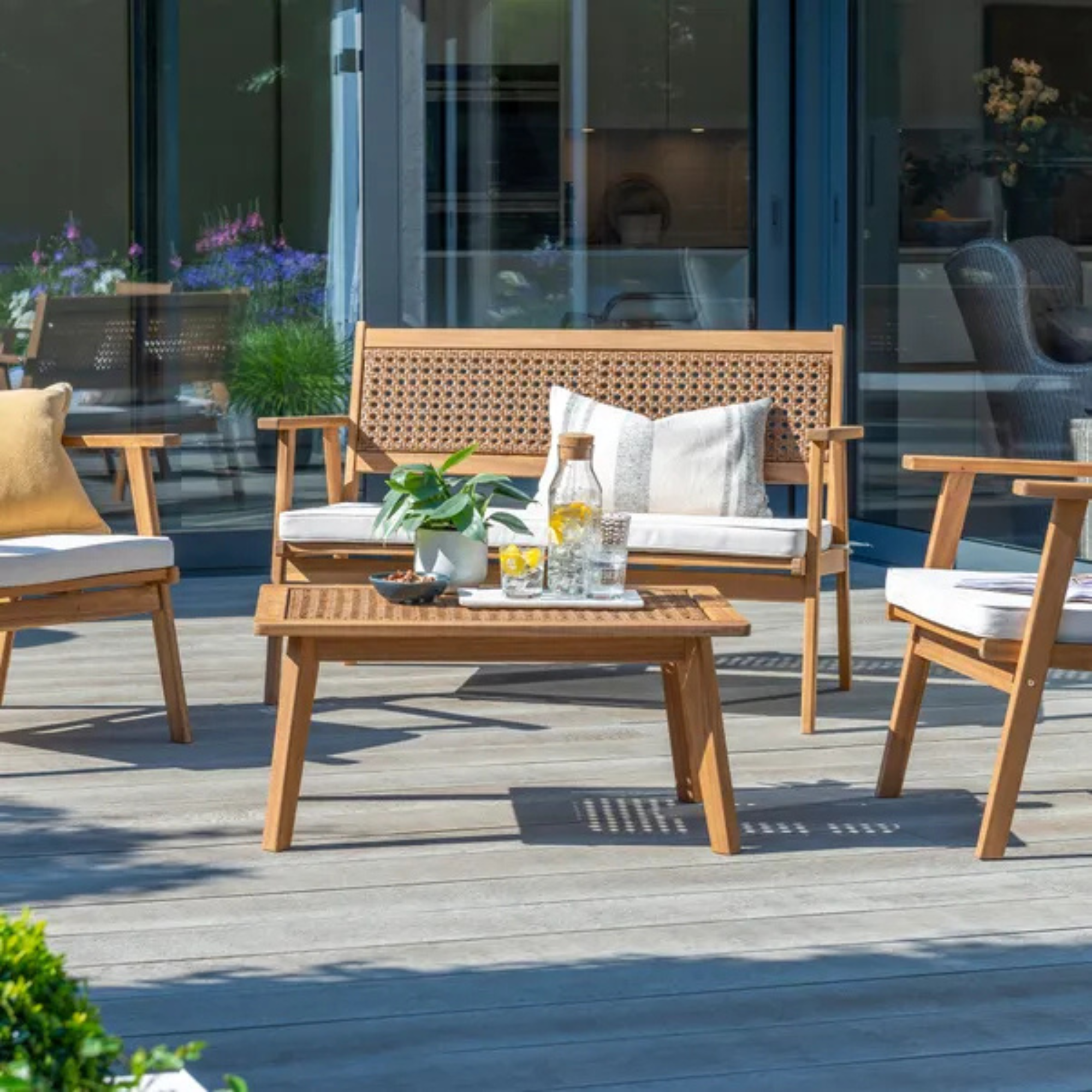 Brent Lounge Set With Cushions