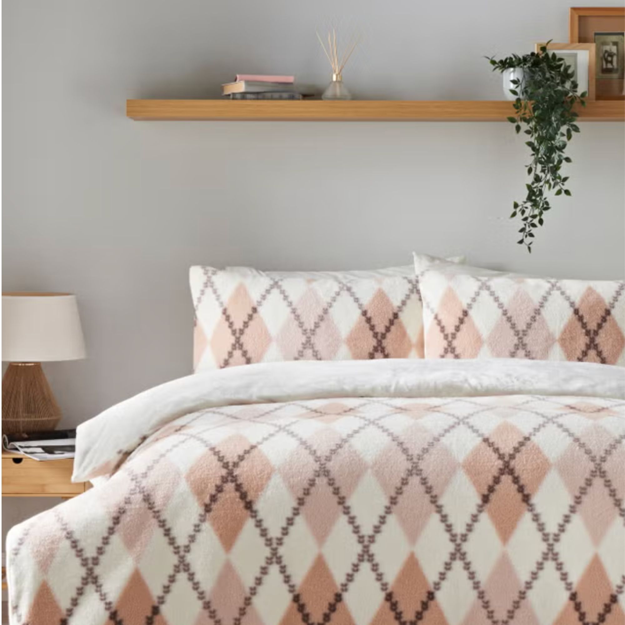 Matalan, Pink Argyle Fleece Duvet Set on bed in grey bedroom