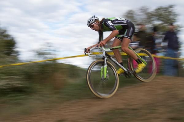 Local boy Jamey Driscoll put the Frenchman Nicolas Bazin under pressure for the duration of the race