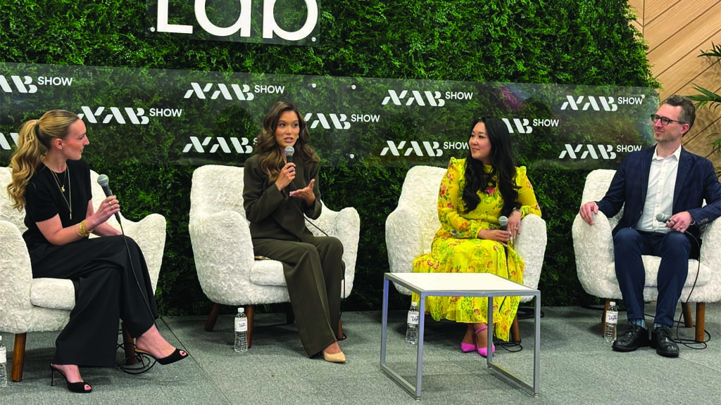 (from left): Amy Salazar, The Team; Jen Adams, Interiordesignerella; Jennifer Cho, CreatorIQ; and Brendan Ittelson, Zoom