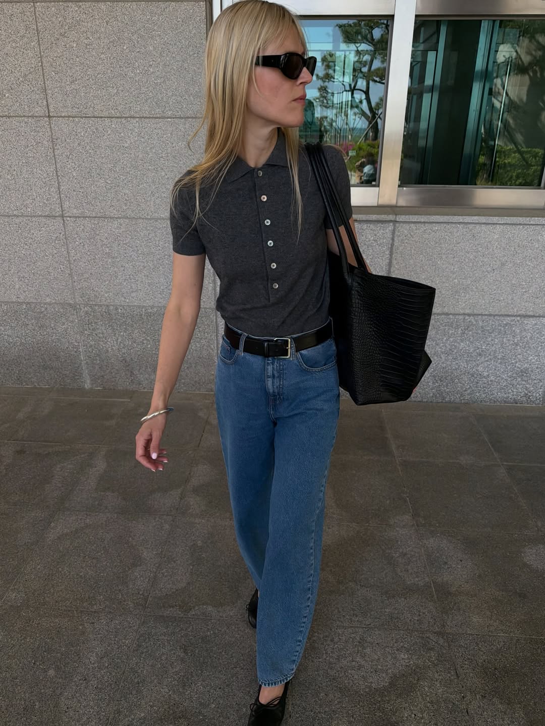 Linda Tol in a short-sleeve polo top