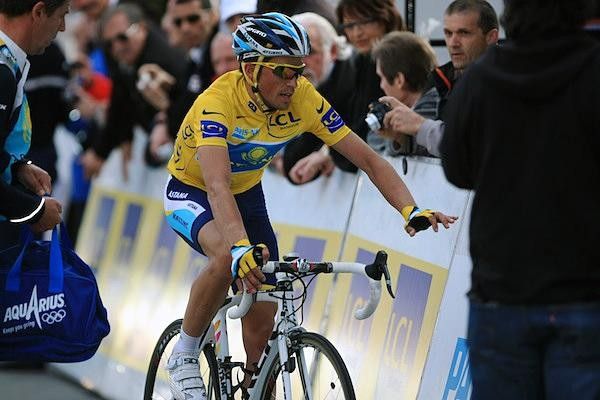 He immediately went over to the barriers to catch his breath, not even getting off his bike