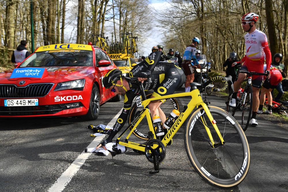 Jonathan Hivert (Direct Energie) on his feet after a crash