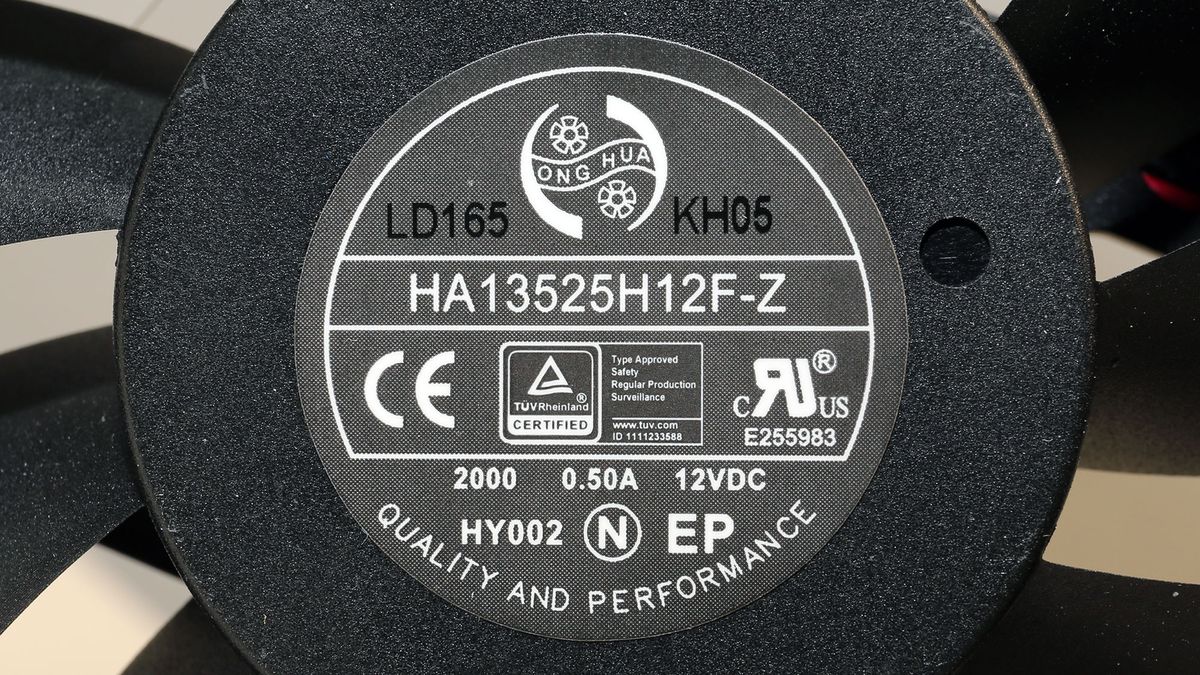 EVGA 1000 P6