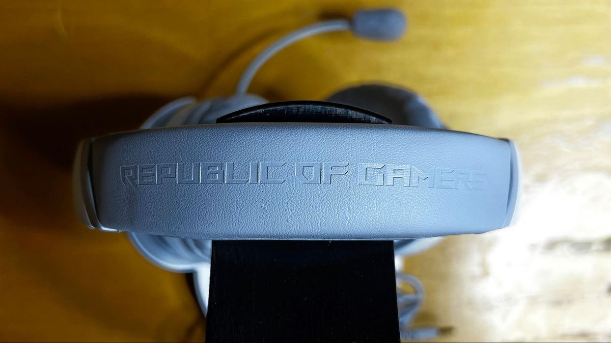 Asus ROG Strix Go Core