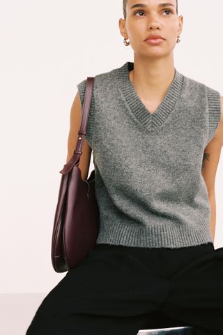 Plain Knit Sleeveless Jumper