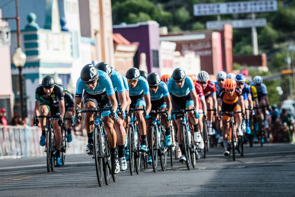 Elevate-KHS leads the peloton durng stage 4 at the Tour of the Gila.
