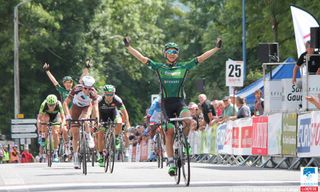 Bryan Coquard wins stage 2