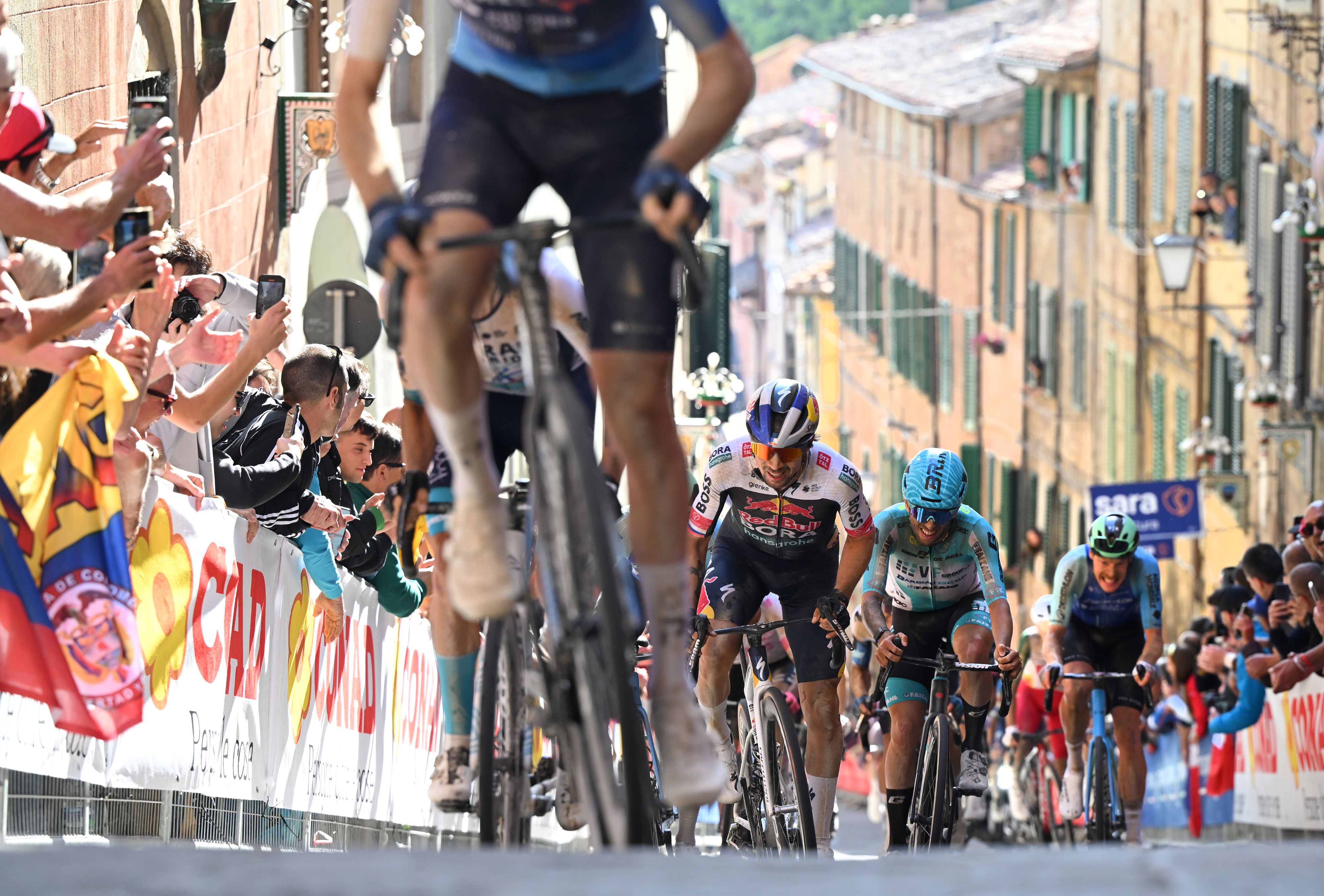 Primoz Roglic of Slovenia and Team Red Bull - BORA - hansgrohe competes during the 108th Giro d'Italia 2025, Stage 9 a 181km stage from Gubbio to Siena / #UCIWT / on May 18, 2025 in Siena, Italy. (Photo by Dario Belingheri/Getty Images)