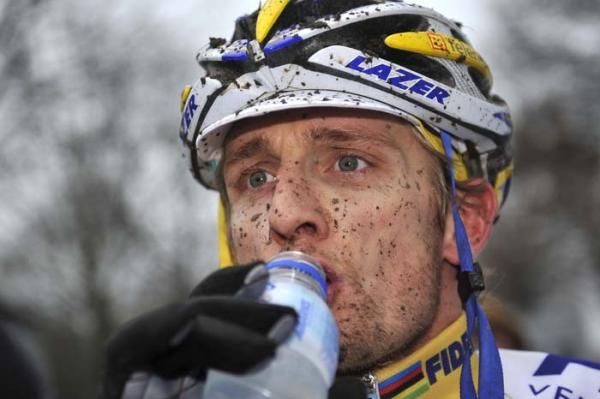 Bart Wellens (Telenet-Fidea) had a rough race.