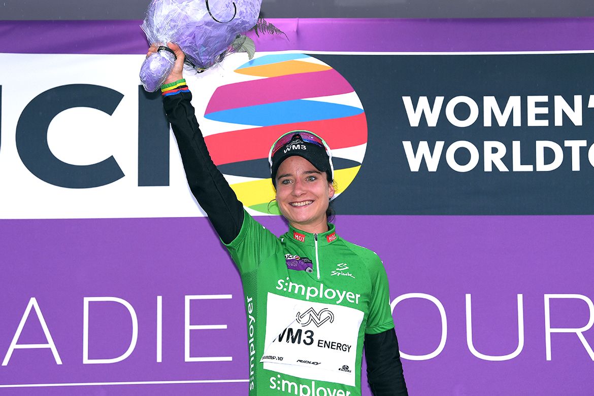 Marianne Vos in green at the Ladies Tour of Norway