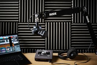 Rode PodMic USB in a studio setting