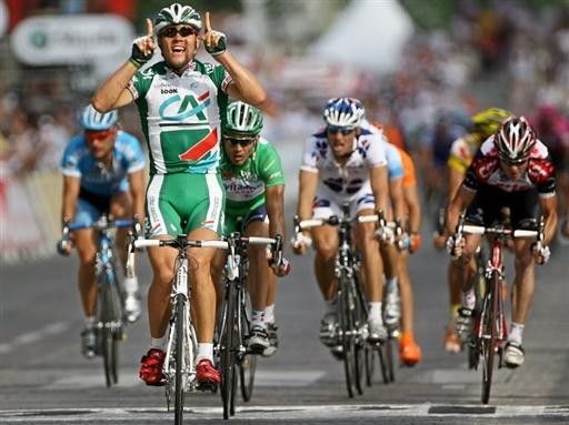 At the Tour de France, despite Basso's exit, O'Grady's role remained unchanged,