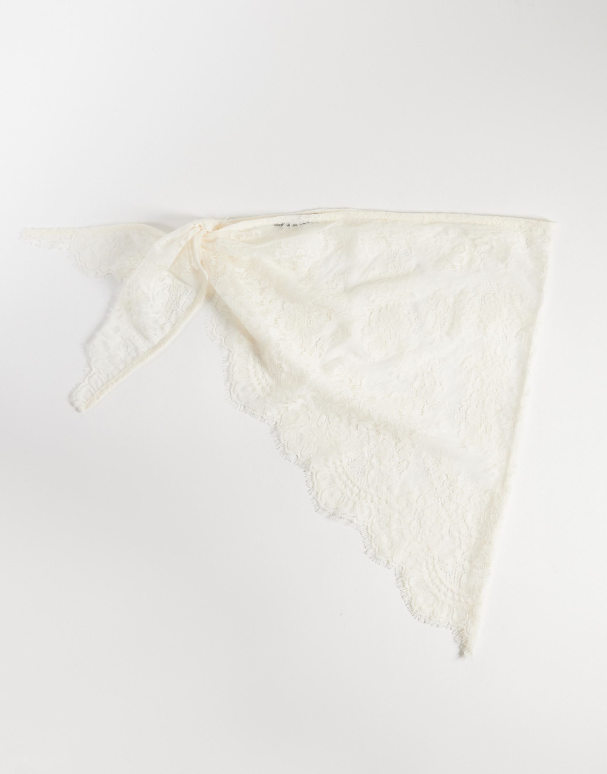 Gina Tricot Lace Hip Scarf in Off White