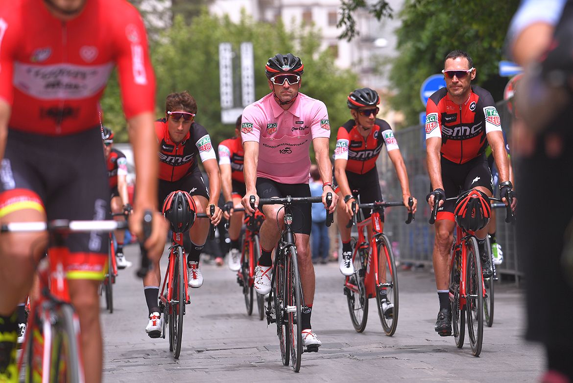 Patrick Dempsey rolls out with BMC on the Giro d'Italia's stage 7
