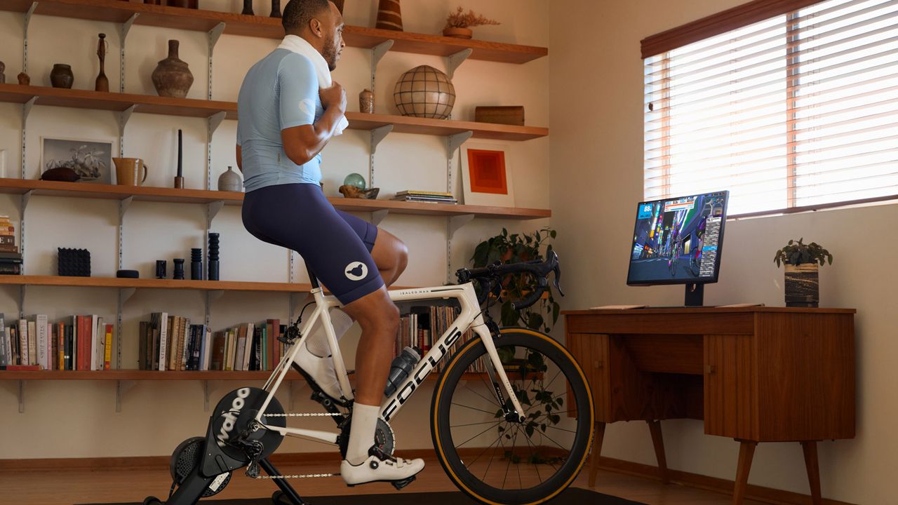 Zwift and Wahoo turbo training indoor setup