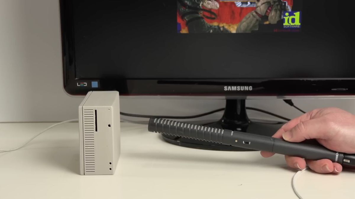 The Raspberry Pi-fueled Quadra 233
