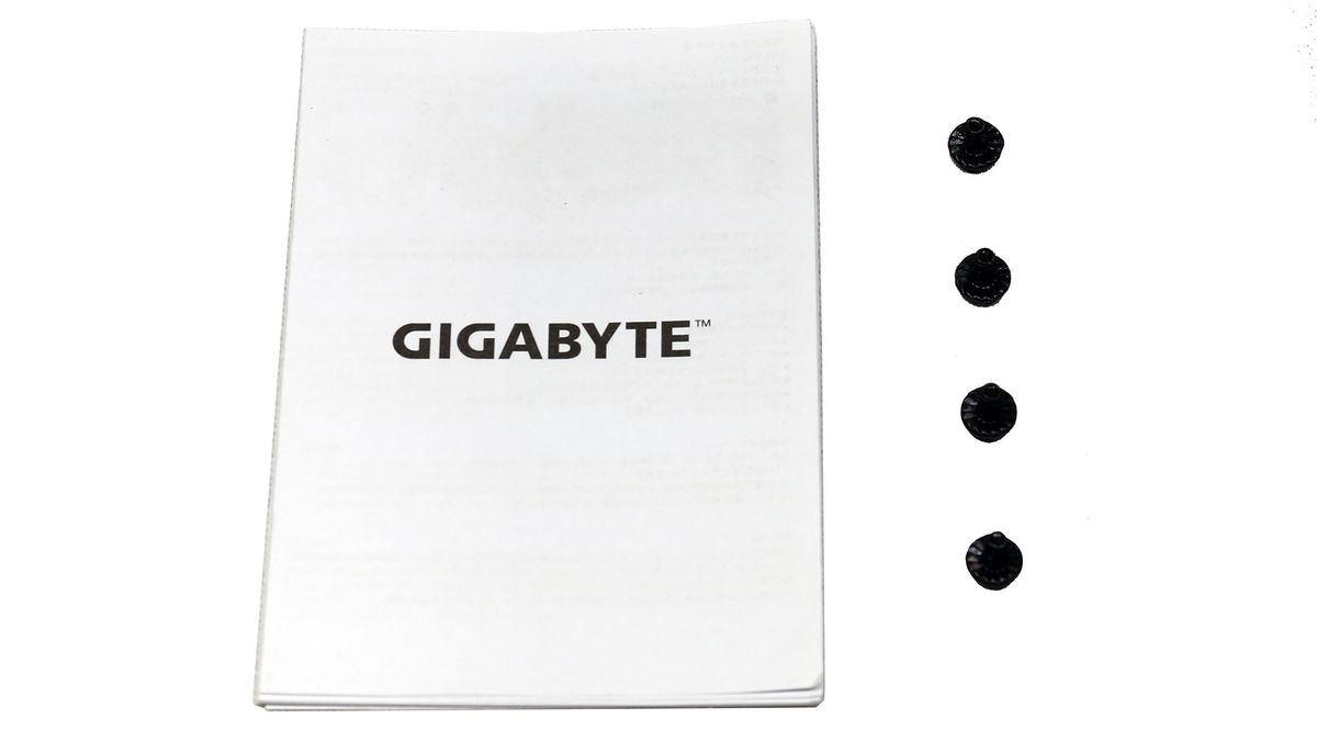 Gigabyte UD750GM