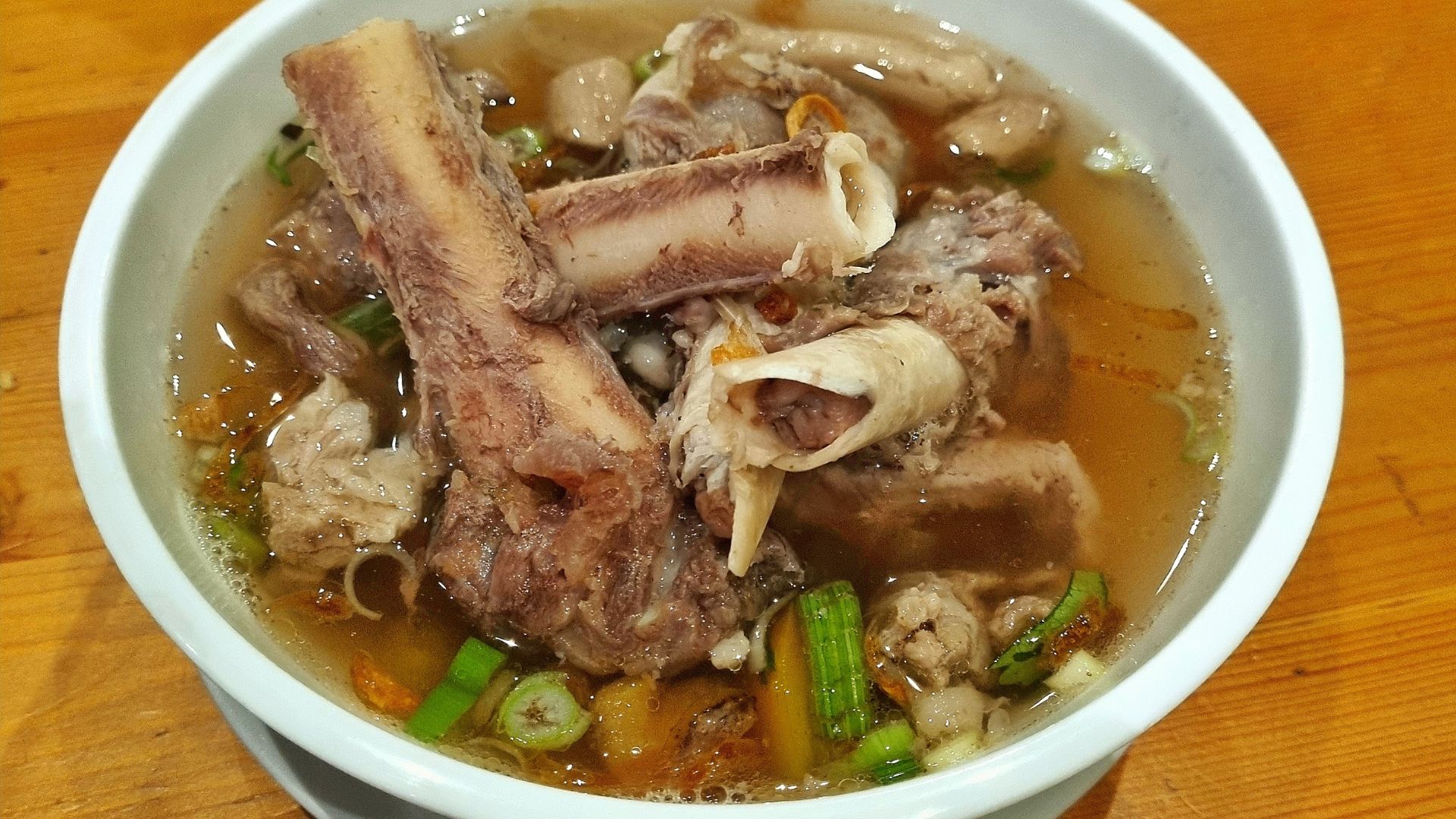A bowl of boiled mutton