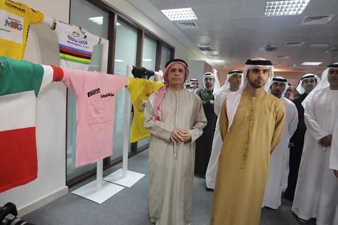 Sheikh Mansour bin Mohammed bin Rashid Al Maktoum visits the Cycling Museum during the announcement ceremony of the Dubai Tour