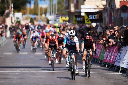 Lotta Lepist&ouml; (Trek-Segafredo) wins the final stage at Setmana Ciclista Valenciana