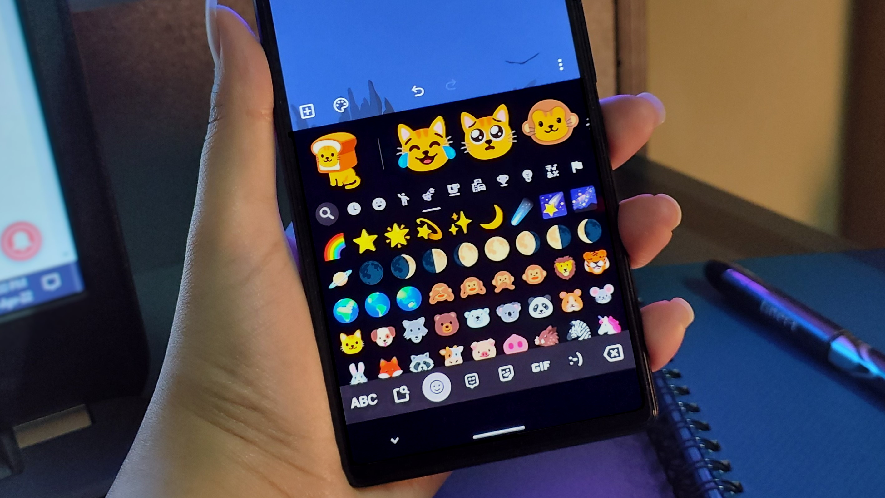 Google Emoji Kitchen in Gboard